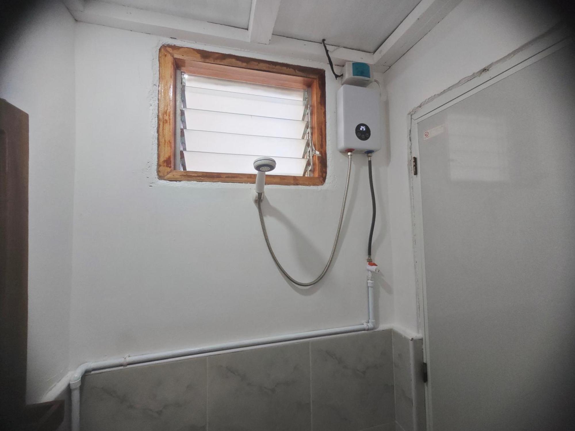 Room-Cola Inn سيكويجور المظهر الخارجي الصورة